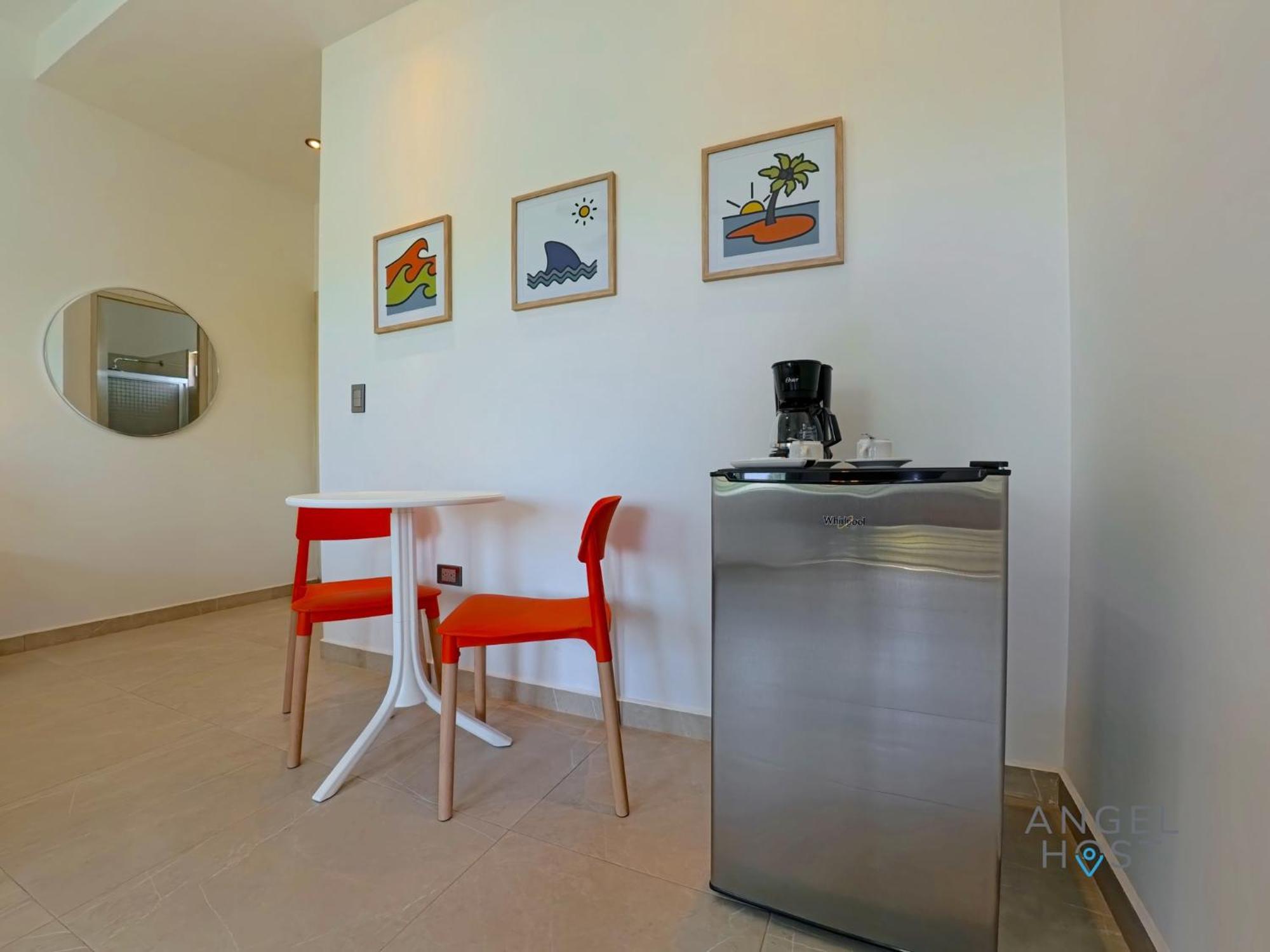 Commercial Zone Studios, Pool, Bbq And Beach 7 Blocks لاباز المظهر الخارجي الصورة